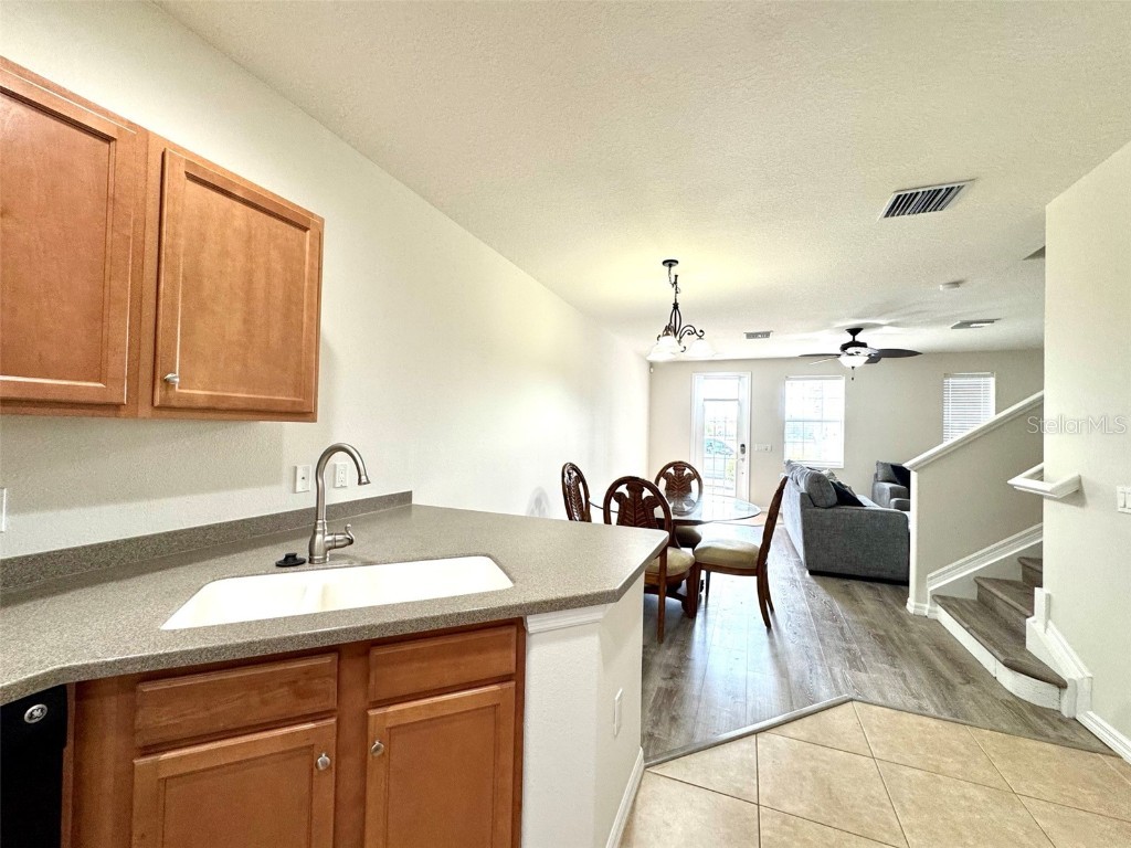 3760 82nd Avenue Circle E #102 Sarasota FL 34243 A4659085 image12