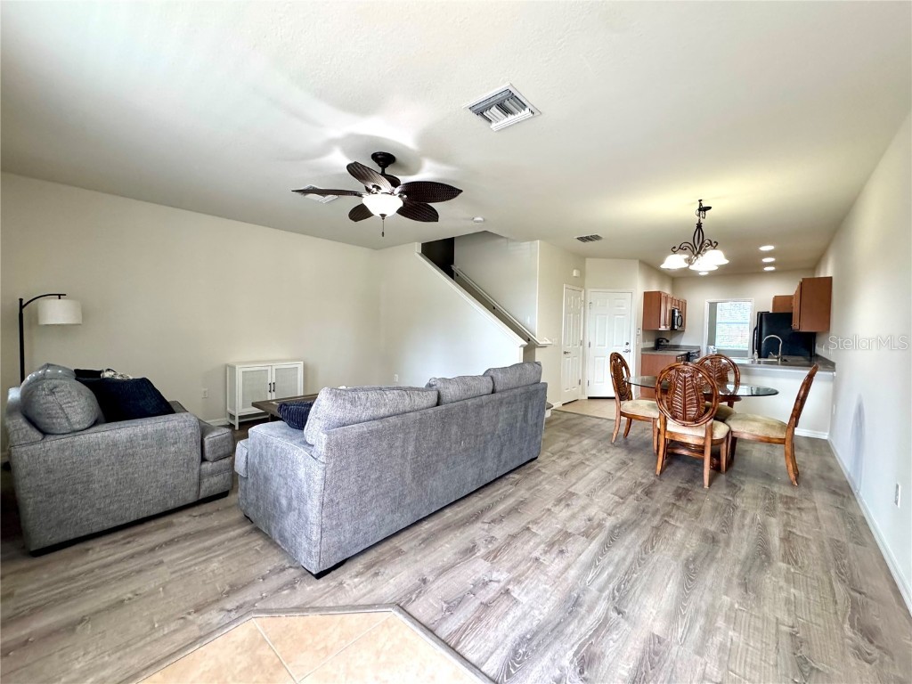 3760 82nd Avenue Circle E #102 Sarasota FL 34243 A4659085 image8