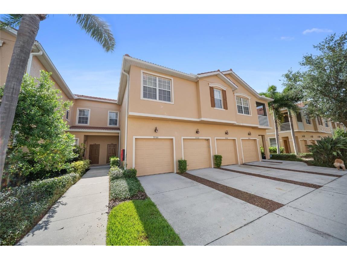 3760 Parkridge Circle #23-204 Sarasota FL 34243 A4674270 image1