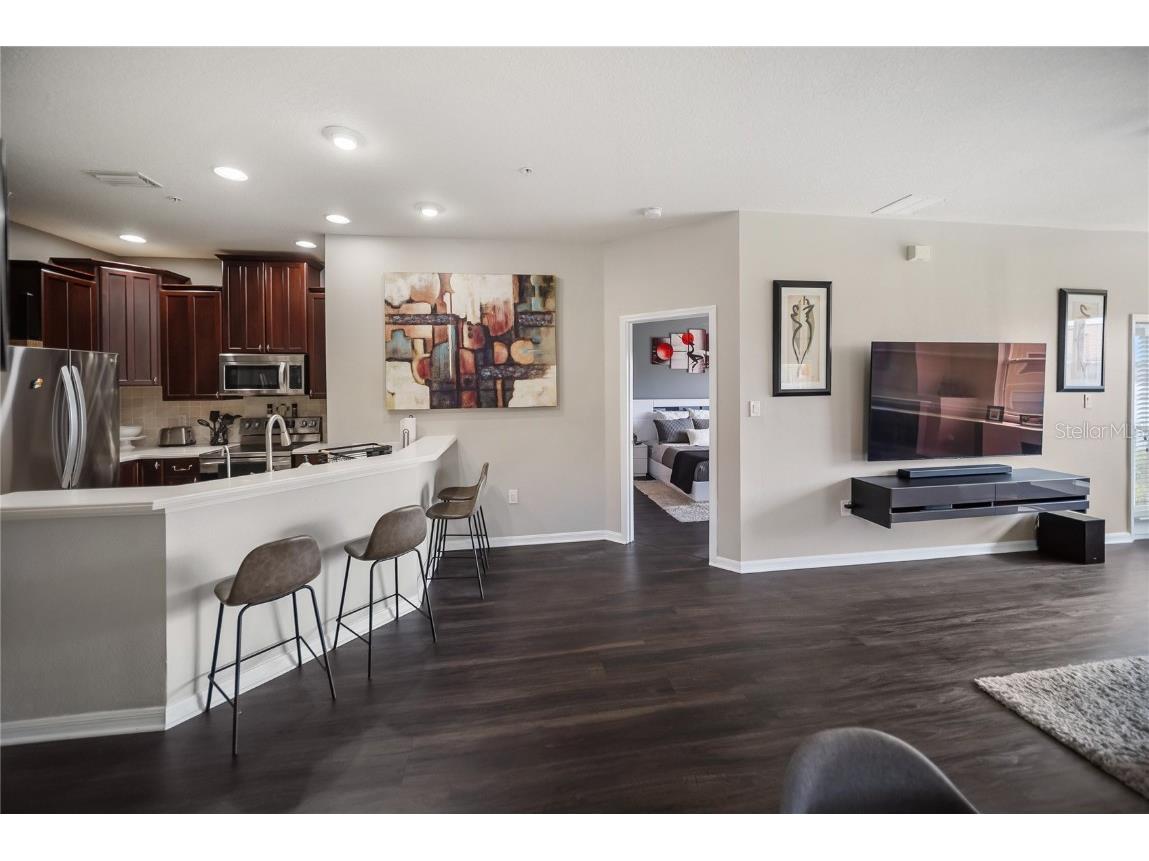 3760 Parkridge Circle #23-204 Sarasota FL 34243 A4674270 image18