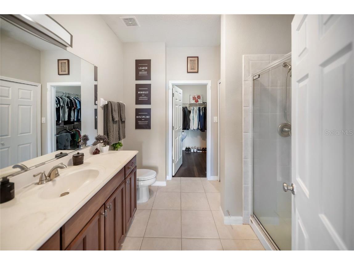 3760 Parkridge Circle #23-204 Sarasota FL 34243 A4674270 image21