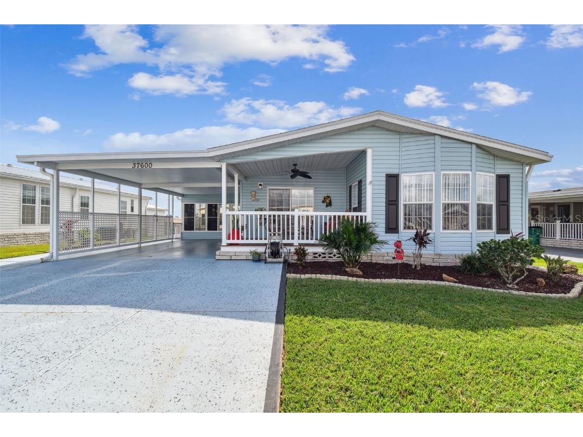 37600 Gill Avenue Zephyrhills FL 33541 TB8319052 image1