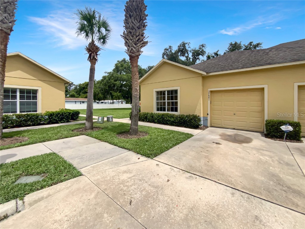 37601 Georgina Terrace Zephyrhills FL 33542 O6316255 image1