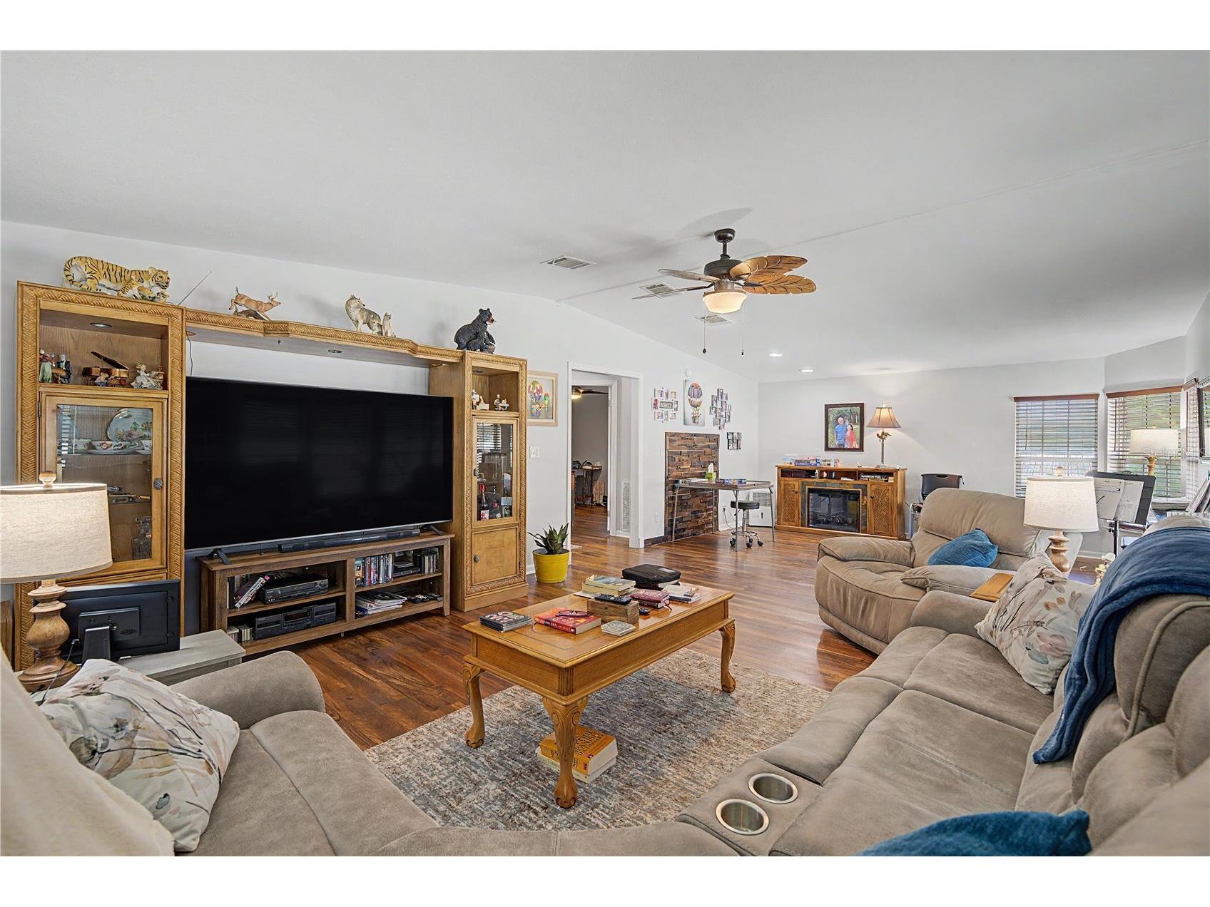 37602 Lilly Bea Avenue Zephyrhills FL 33541 TB8530246 image9