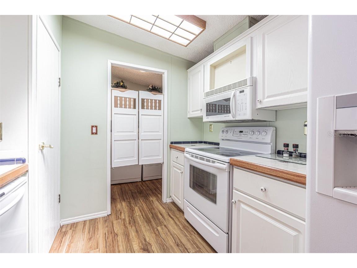 37607 Neukom Avenue Zephyrhills FL 33541 T3521400 image14