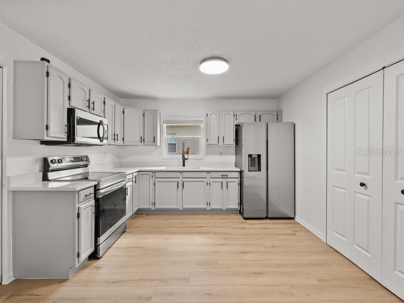 3761 21st Avenue S Saint Petersburg FL 33711 O6402111 image22