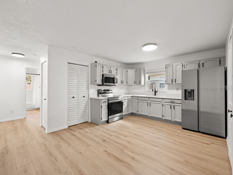 3761 21st Avenue S Saint Petersburg FL 33711 O6402111 image23