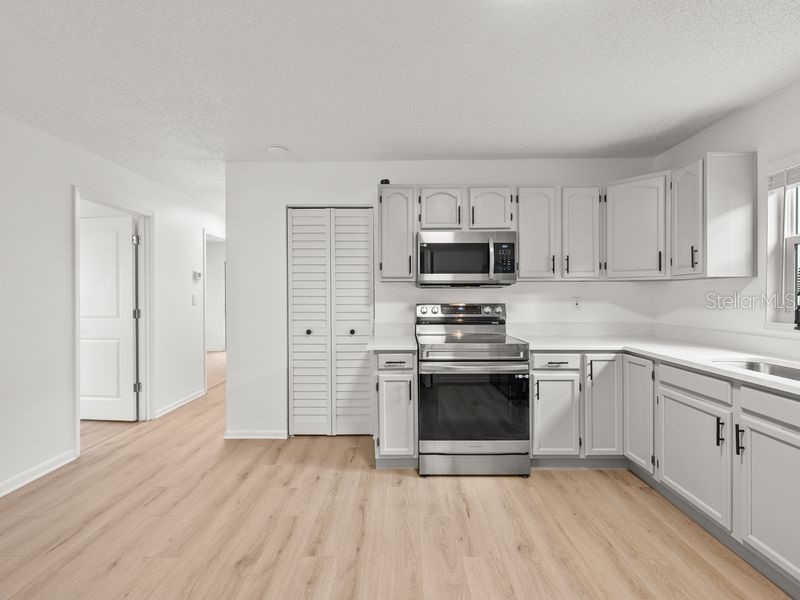 3761 21st Avenue S Saint Petersburg FL 33711 O6402111 image26