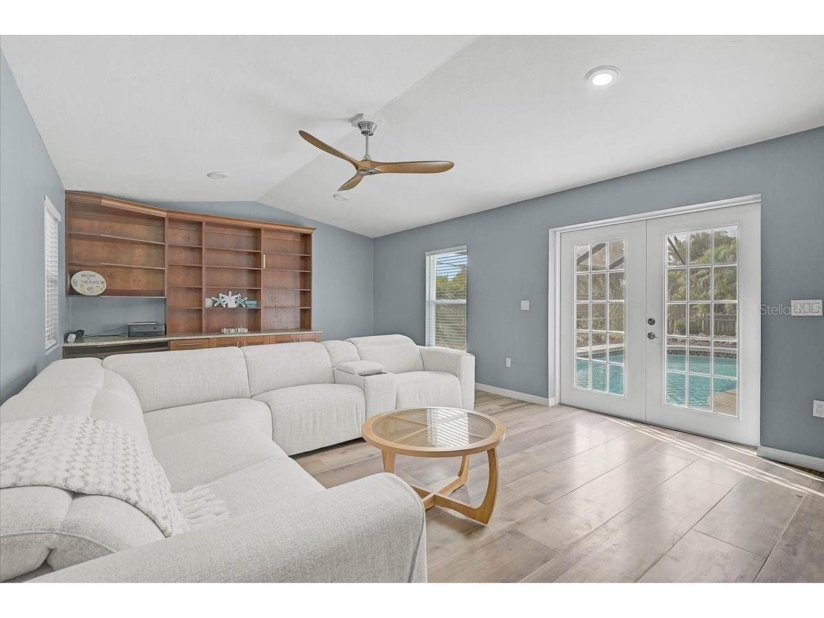 3761 Countryside Road Sarasota FL 34233 A4685476 image17
