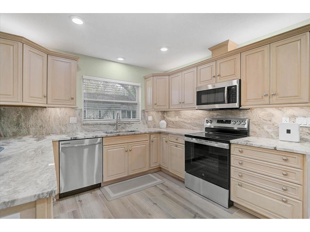 3761 Countryside Road Sarasota FL 34233 A4685476 image8