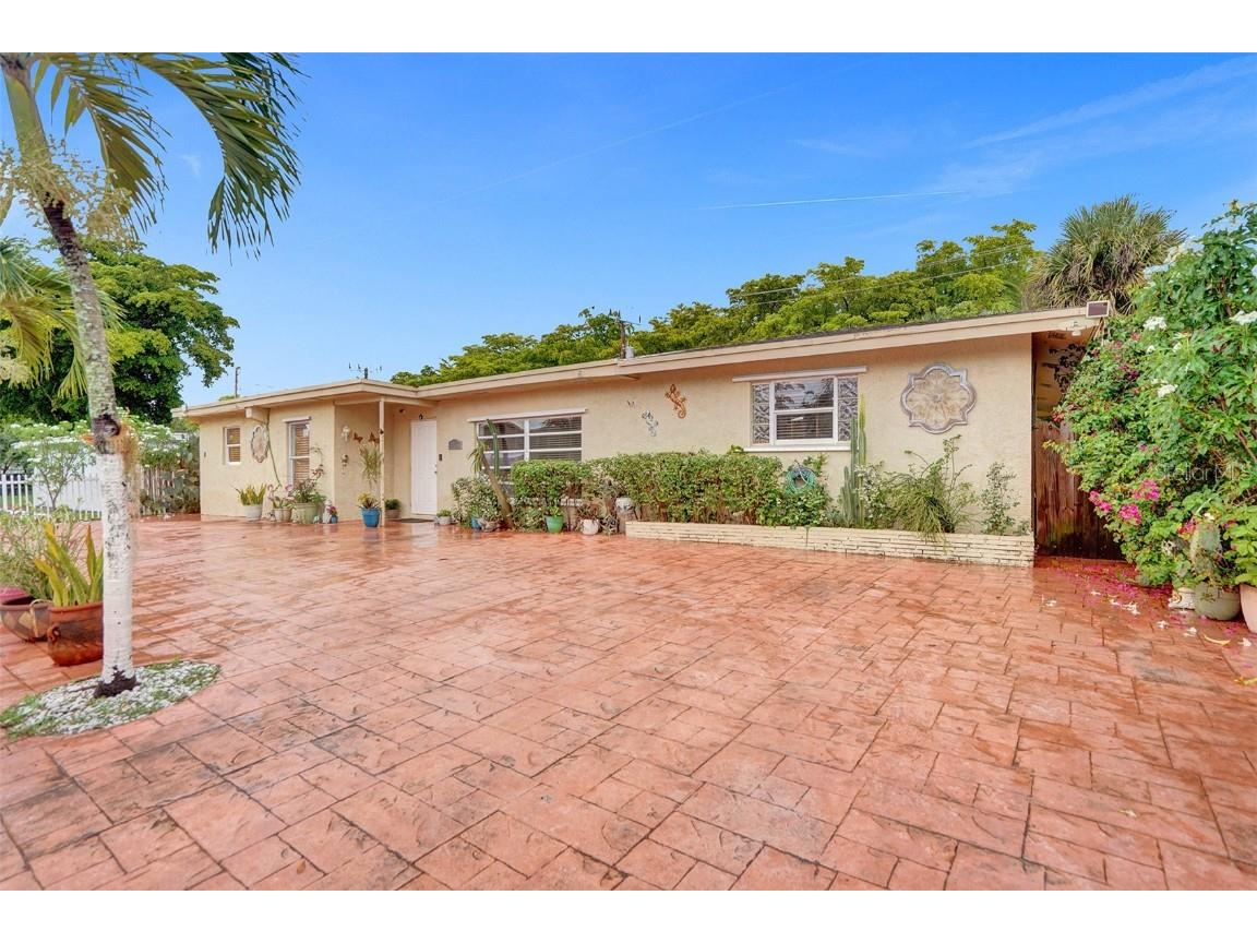 3761 SW 1st Street Fort Lauderdale FL 33312 A4571970 image1