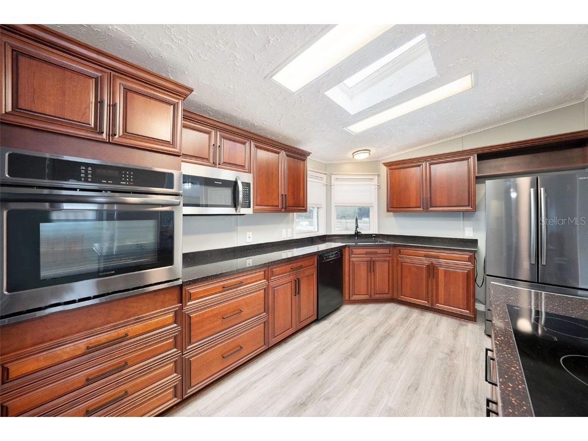 37617 Amigo Drive Zephyrhills FL 33541 TB8451533 image16