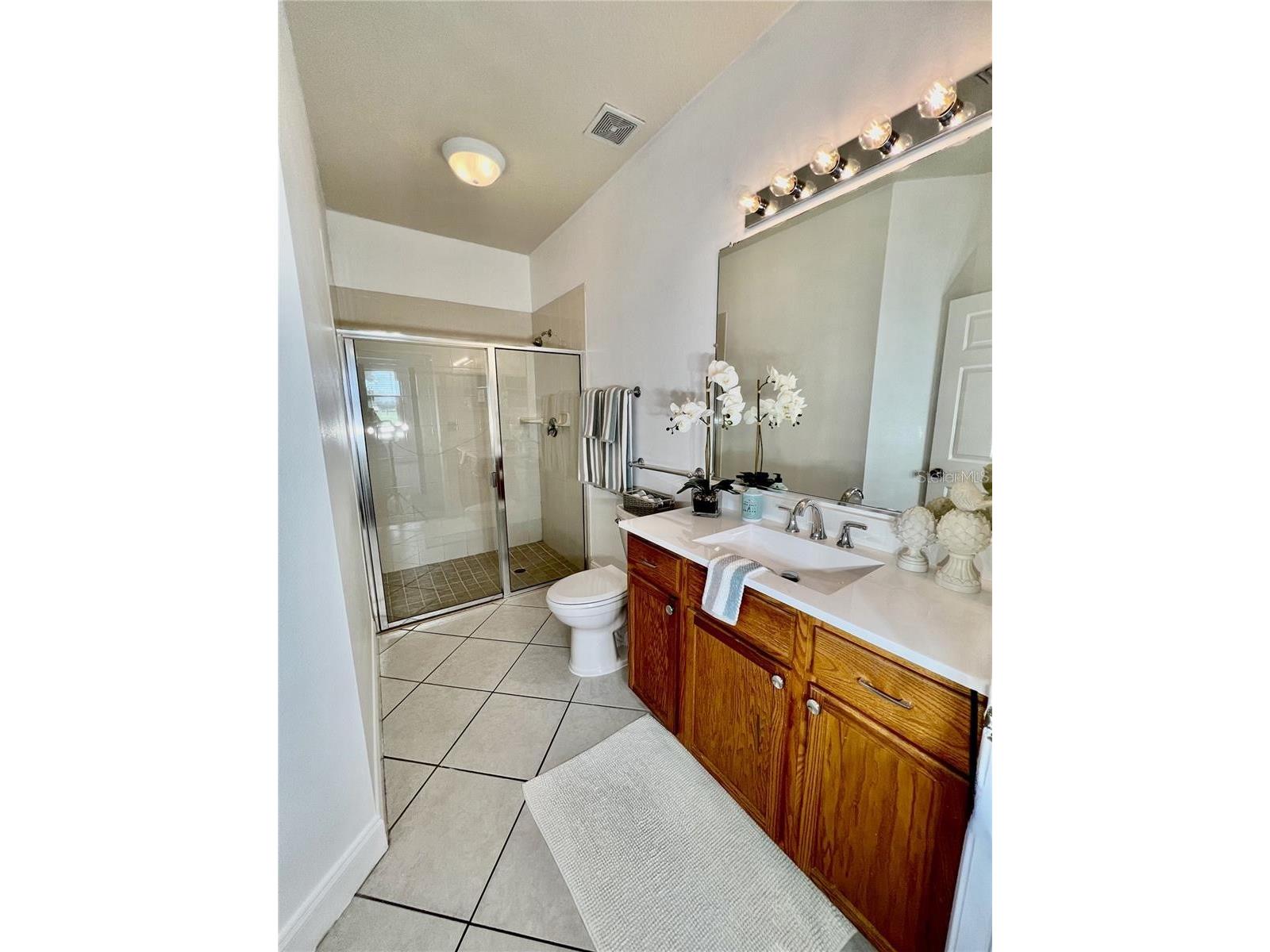 3762 Parkridge Circle #23-106 Sarasota FL 34243 A4695895 image11