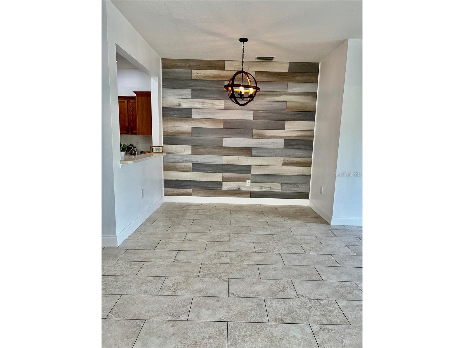 3762 Parkridge Circle #23-106 Sarasota FL 34243 A4695895 image8