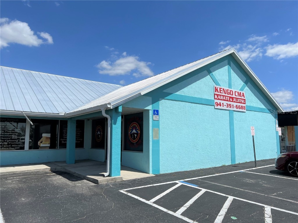 3762 Tamiami Trail #H Port Charlotte FL 33952 C7473263 image1