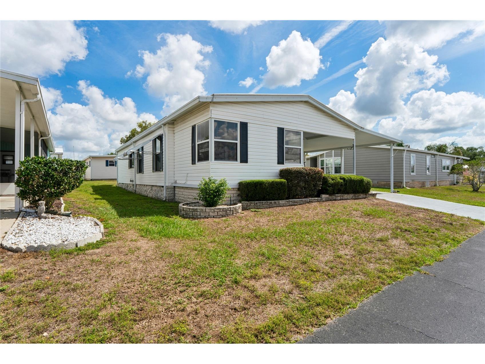 37621 Rosalita Avenue Zephyrhills FL 33541 TB8510123 image2