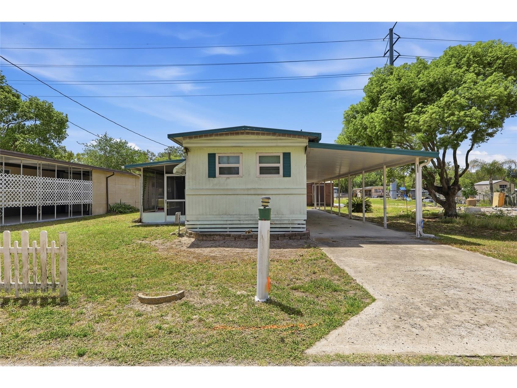 37622 March Lane Zephyrhills FL 33541 TB8498133 image1