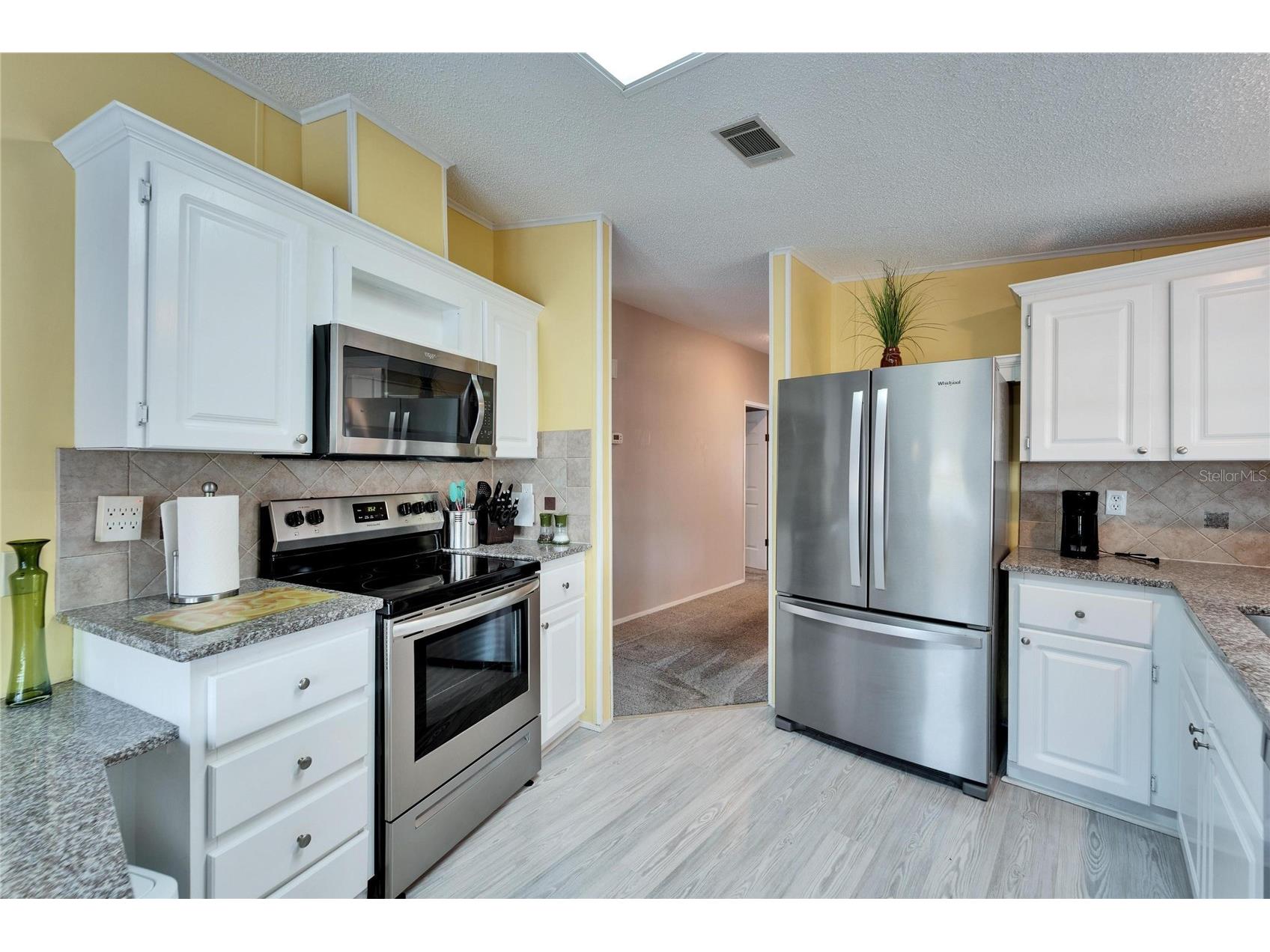 37622 New Horizons Boulevard Zephyrhills FL 33541 TB8343257 image20
