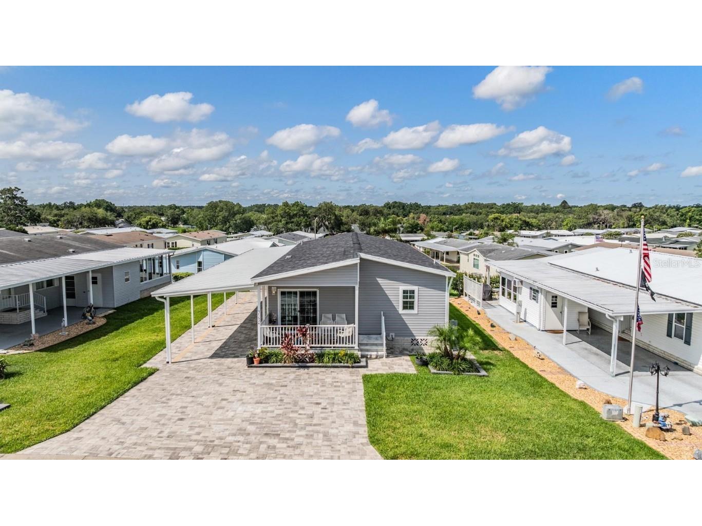 37624 Landis Avenue Zephyrhills FL 33541 TB8393094 image1