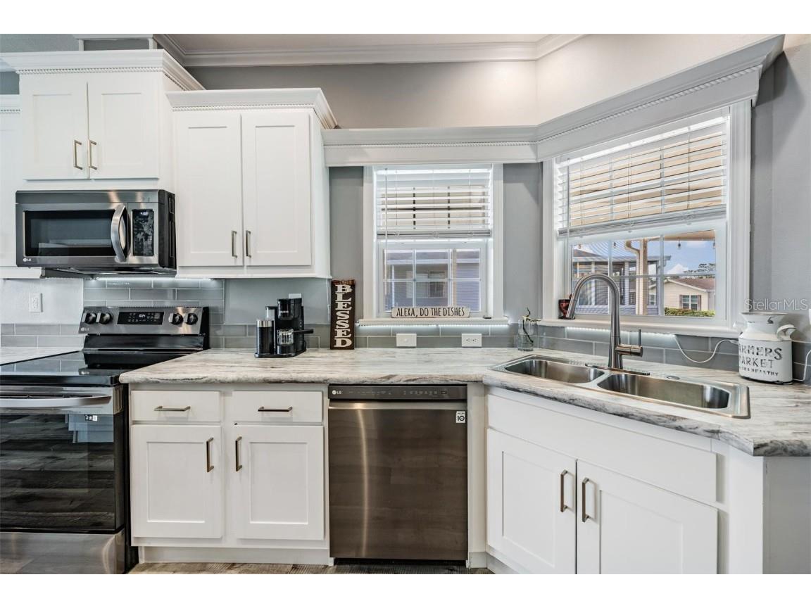 37624 Landis Avenue Zephyrhills FL 33541 TB8393094 image6