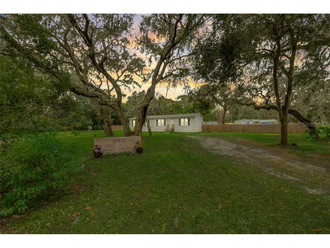 37627 Perth Drive Zephyrhills FL 33541 T3491077 image1