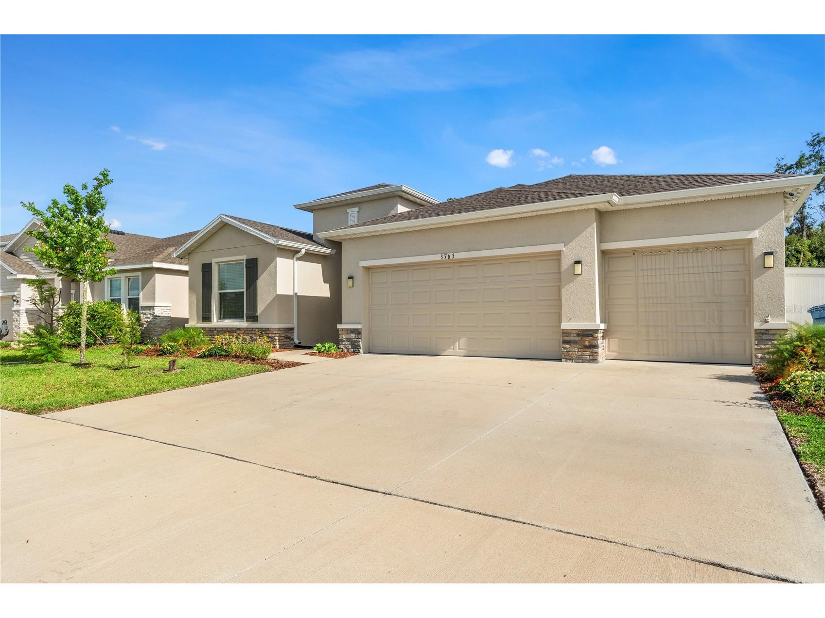 3763 Autumn Amber Drive Spring Hill FL 34609 W7886279 image2