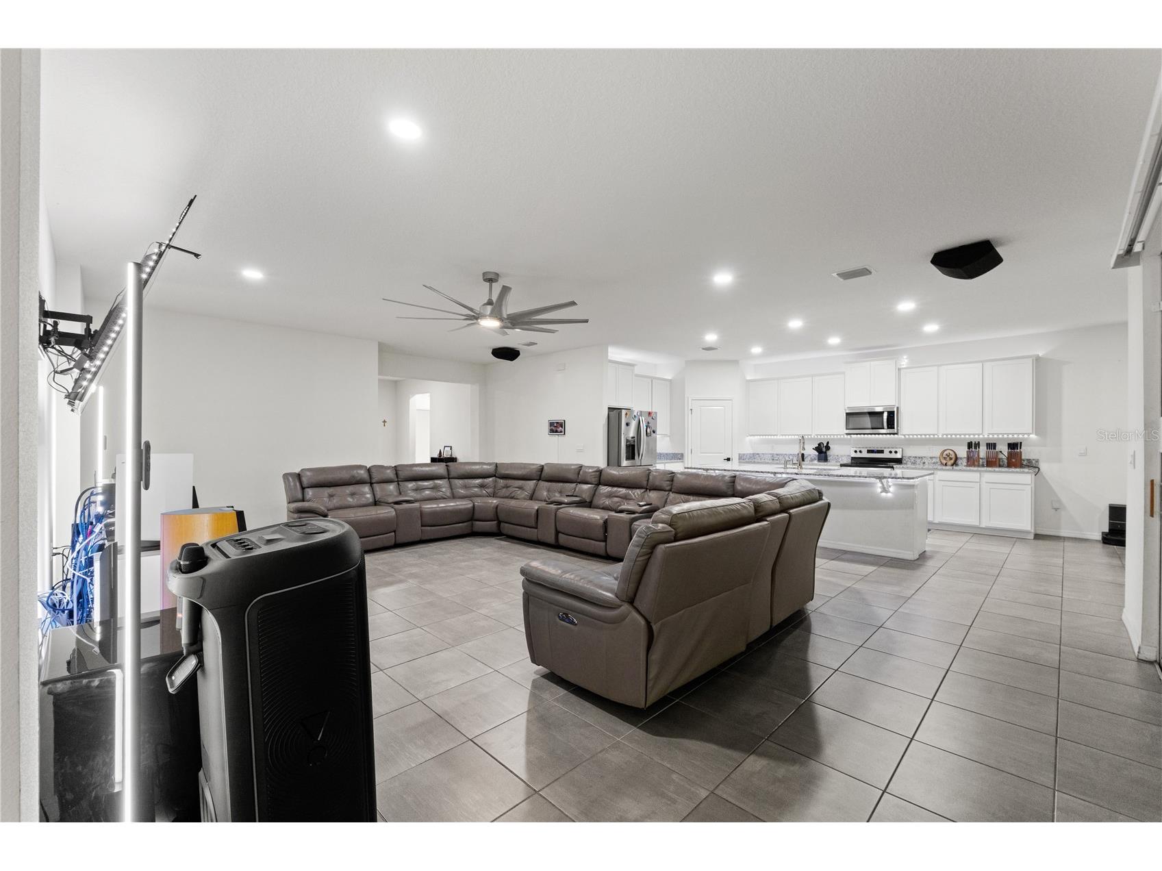 3763 Autumn Amber Drive Spring Hill FL 34609 W7886279 image44