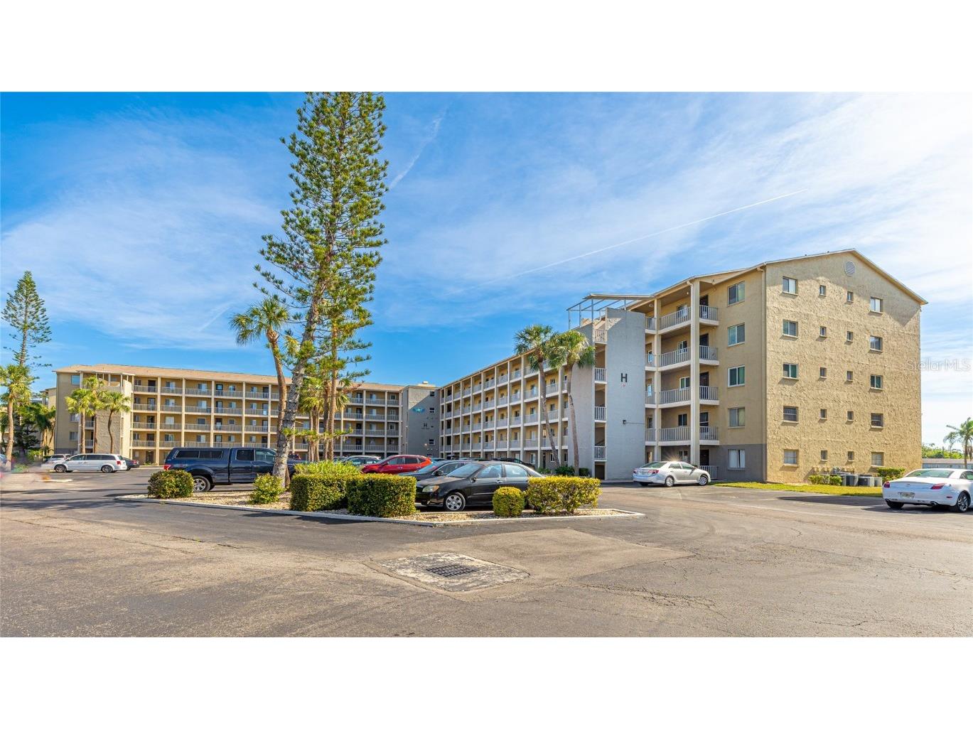 3763 Lake Bayshore Drive #310 Bradenton FL 34205 A4646259 image1