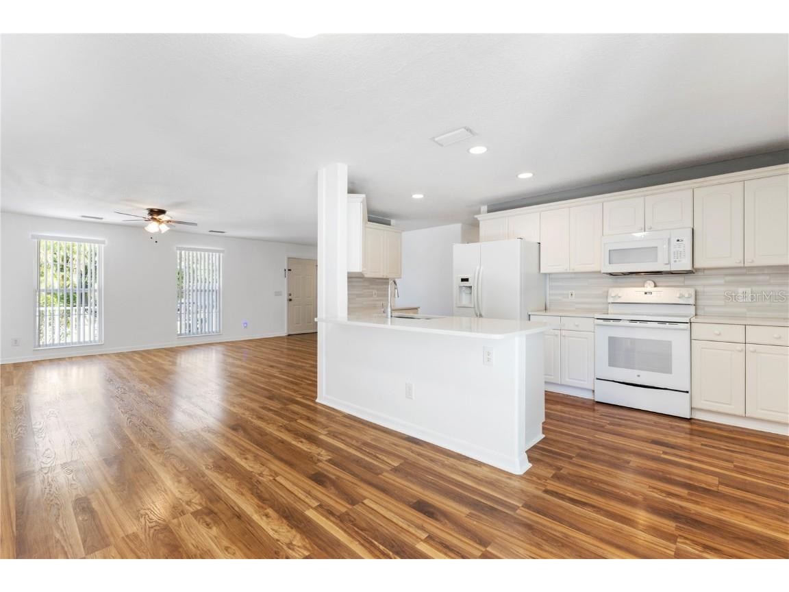 3763 Saint Charles Circle Sarasota FL 34233 A4667221 image12