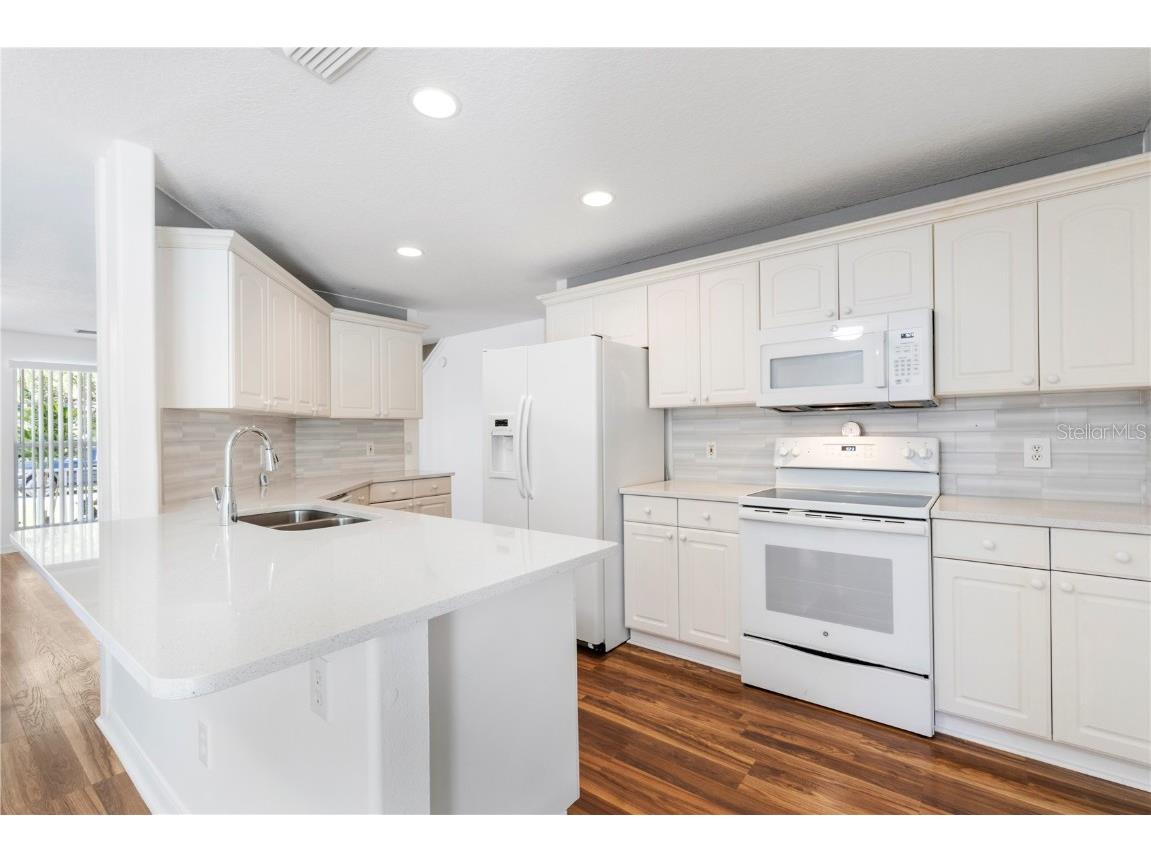 3763 Saint Charles Circle Sarasota FL 34233 A4667221 image13