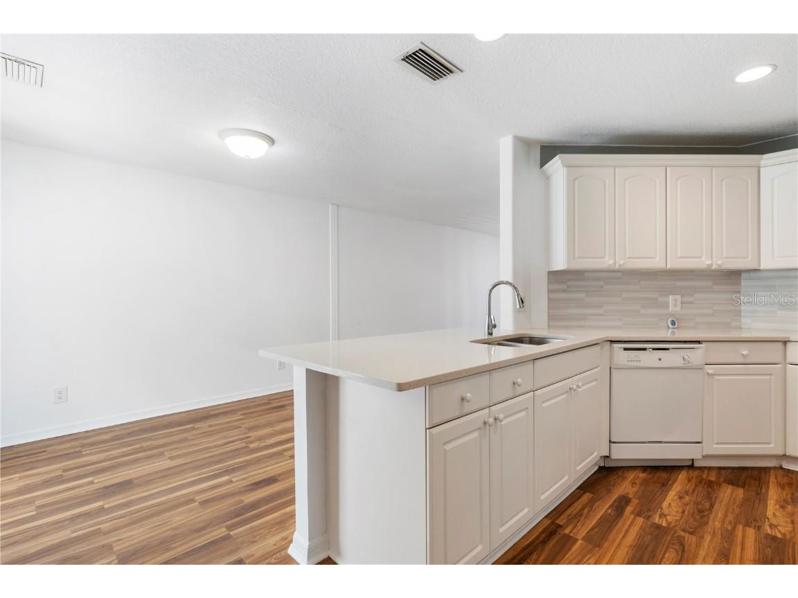 3763 Saint Charles Circle Sarasota FL 34233 A4667221 image15