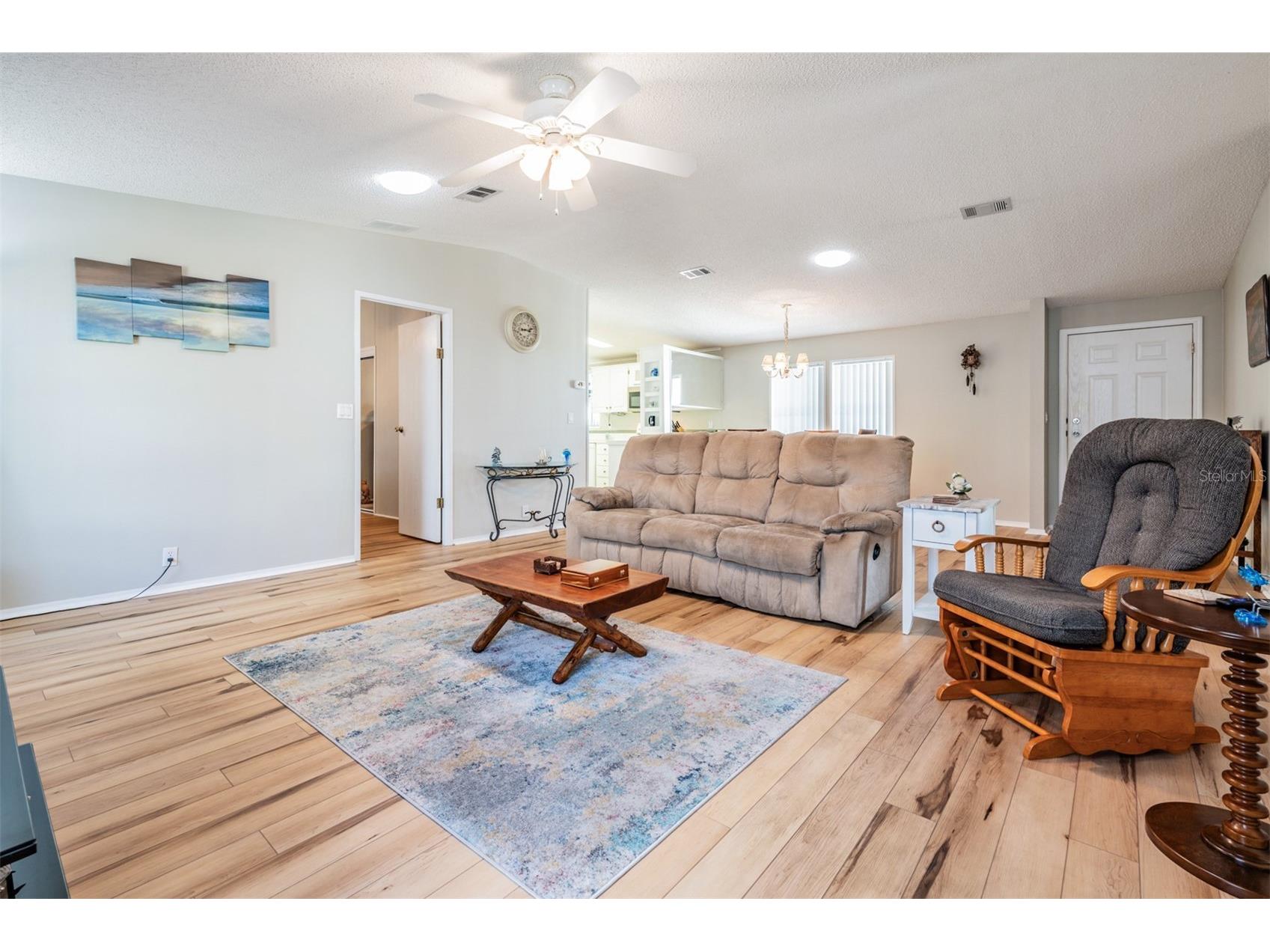 37630 Landis Avenue Zephyrhills FL 33541 TB8433602 image1