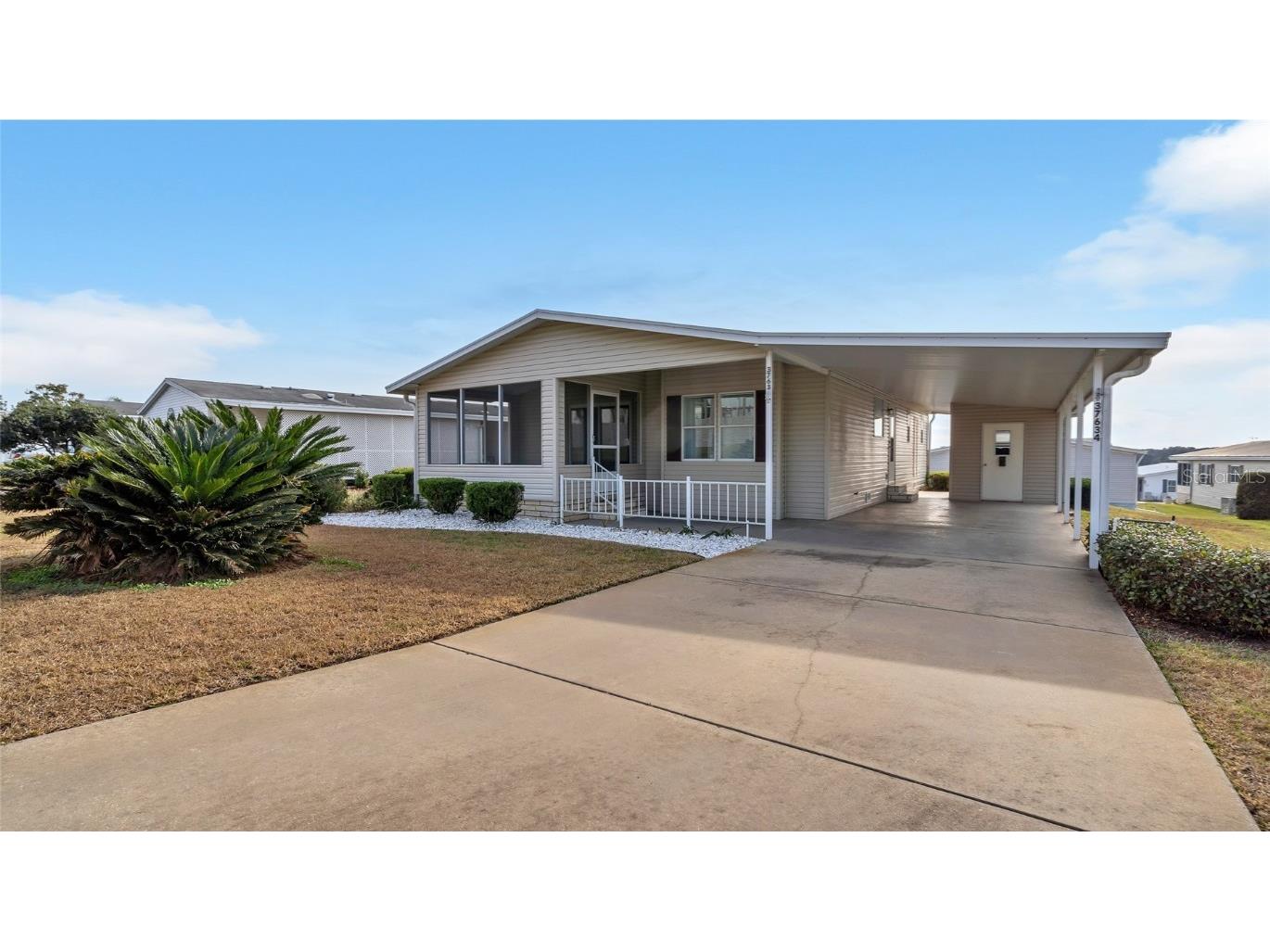 37634 New Horizons Boulevard Zephyrhills FL 33541 U8188124 image1