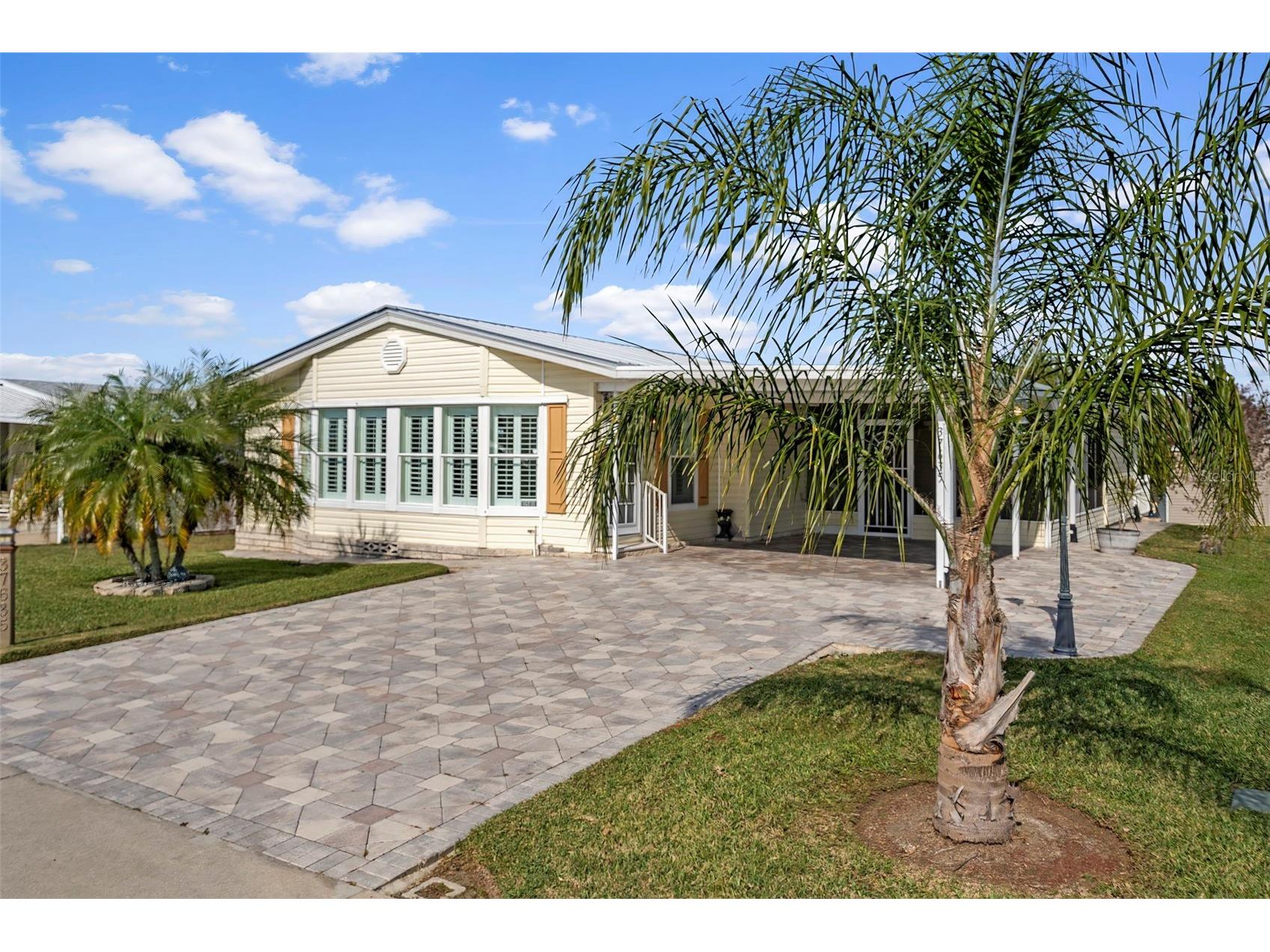 37635 Gill Avenue Zephyrhills FL 33541 TB8463360 image1