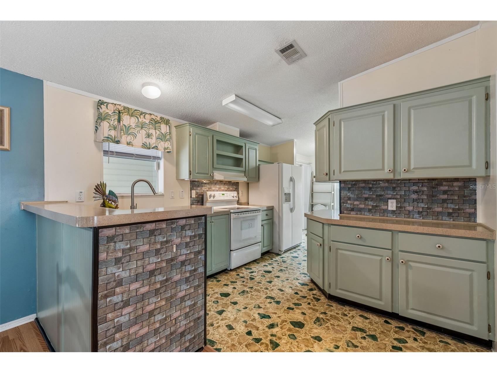 37644 Pinata Avenue Zephyrhills FL 33541 TB8498043 image24