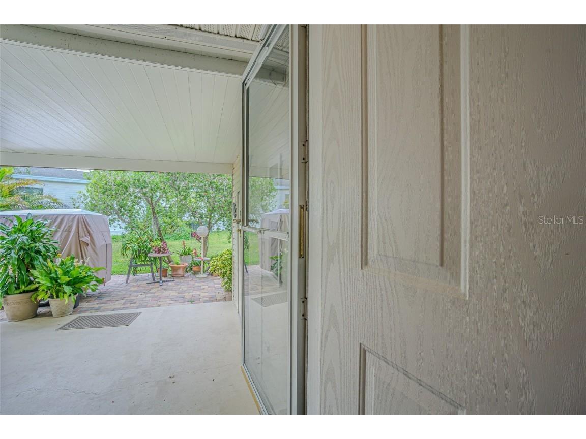 37654 Neukom Avenue Zephyrhills FL 33541 TB8410625 image2