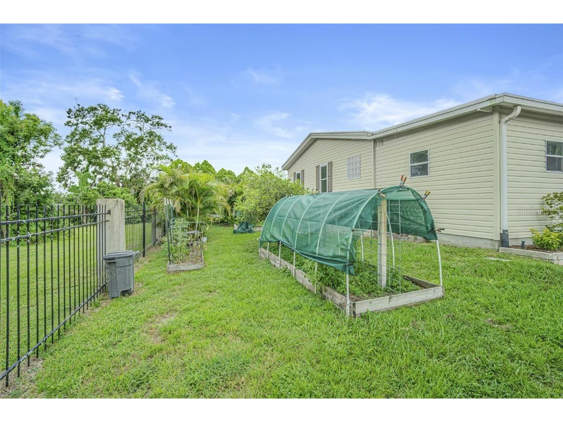 37654 Neukom Avenue Zephyrhills FL 33541 TB8410625 image38