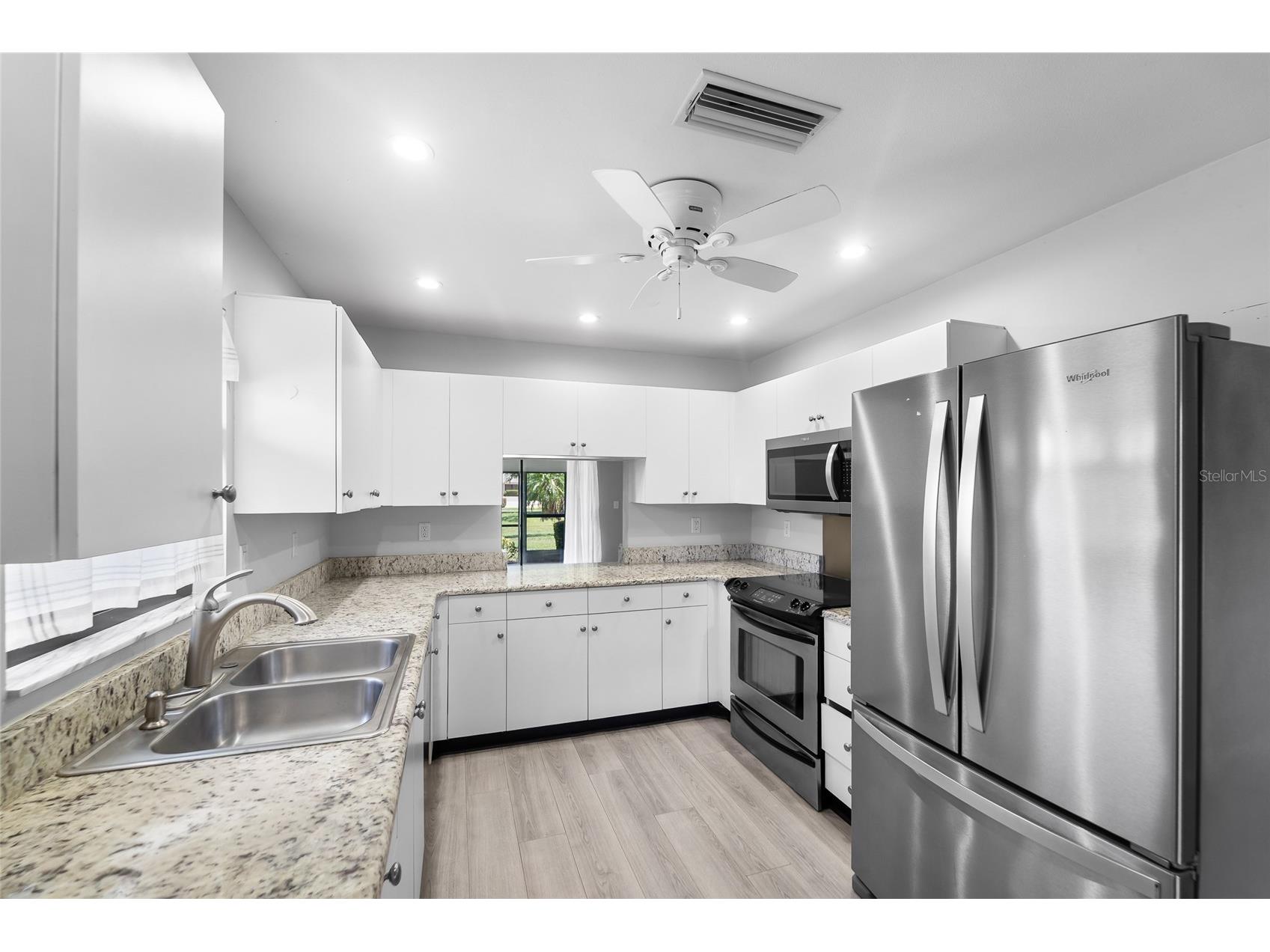 3766 Ballantrae Drive #22D Sarasota FL 34238 A4695468 image7