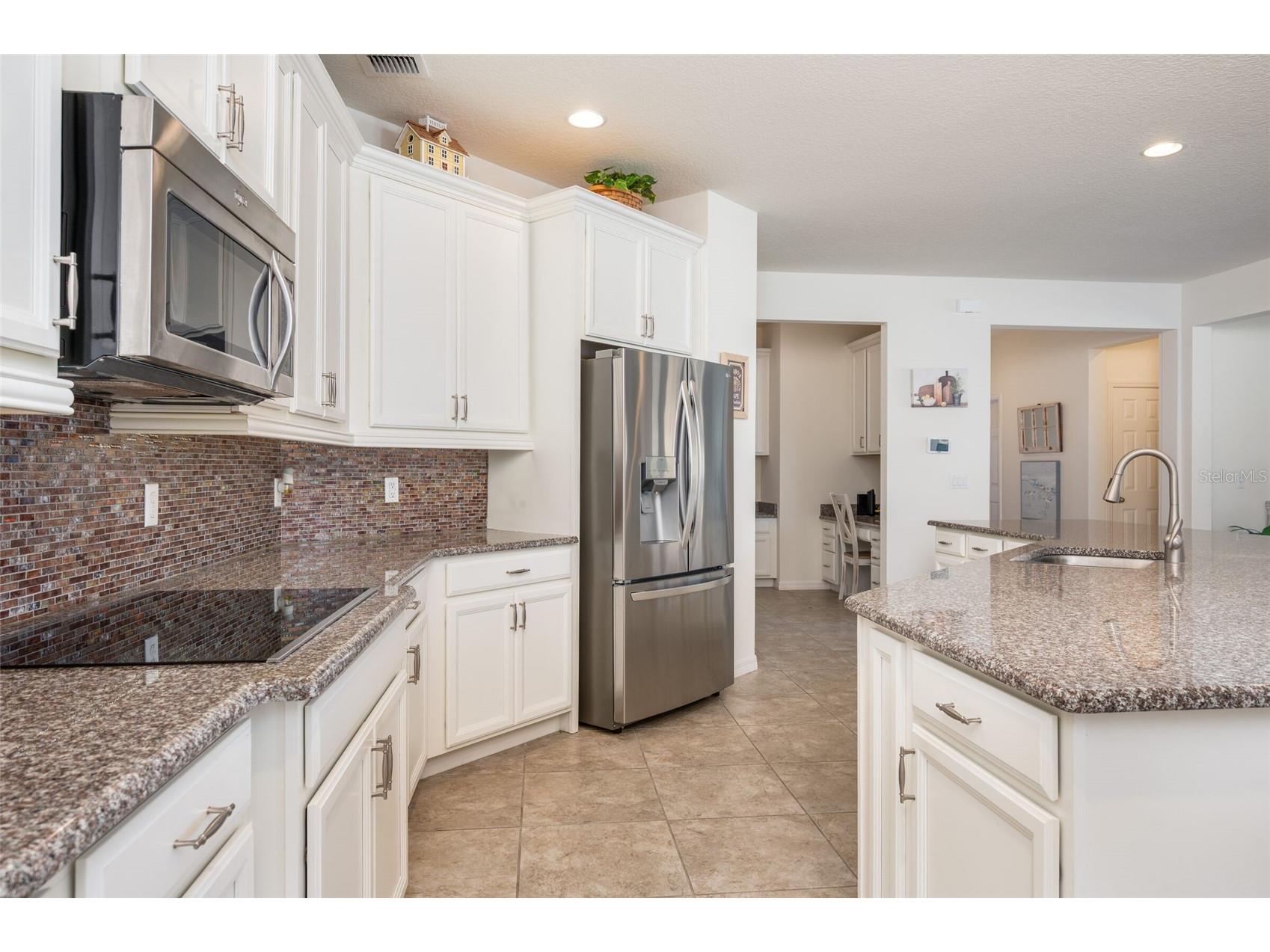 3769 Island Green Way Orlando FL 32824 A4680255 image18