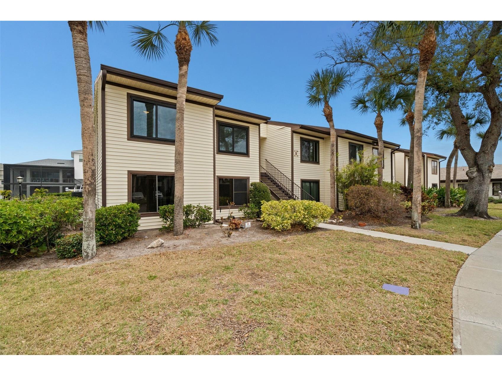 377 Moorings Cove Drive #9H Tarpon Springs FL 34689 TB8479241 image1