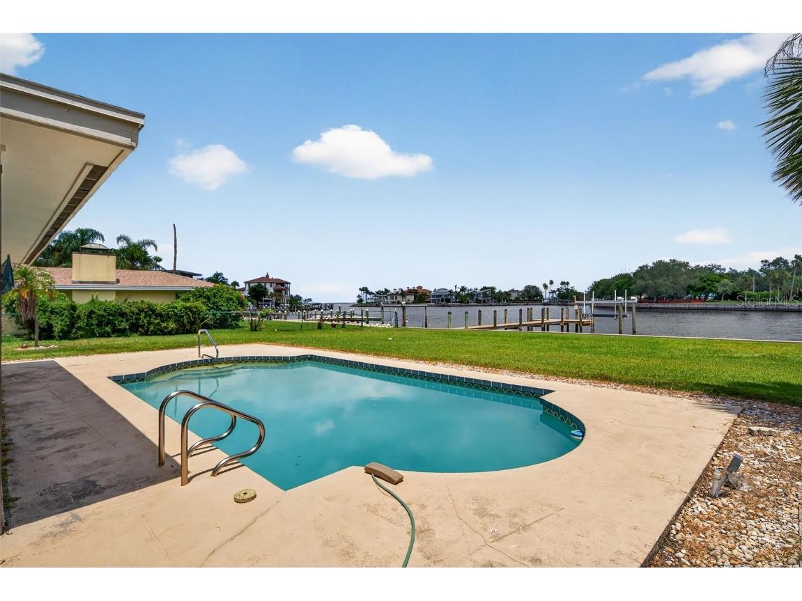 377 S Shore Drive Sarasota FL 34234 - SARASOTA BAY A4662448 image9