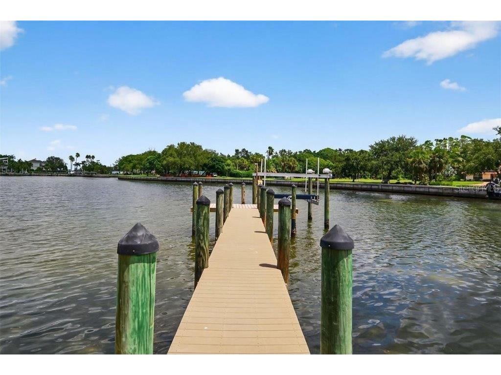 377 S Shore Drive Sarasota FL 34234 - SARASOTA BAY A4663398 image17