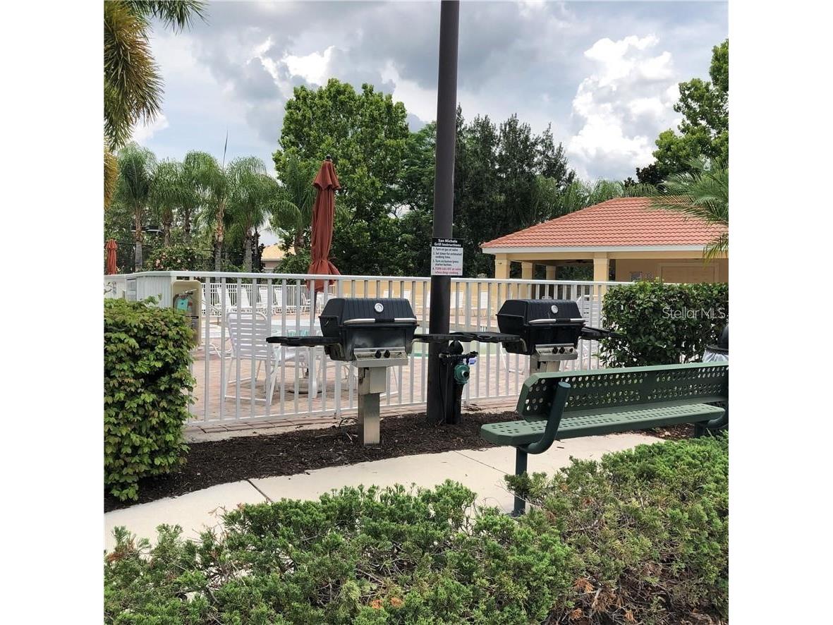 3770 82nd Avenue Circle E #103 Sarasota FL 34243 A4684998 image6