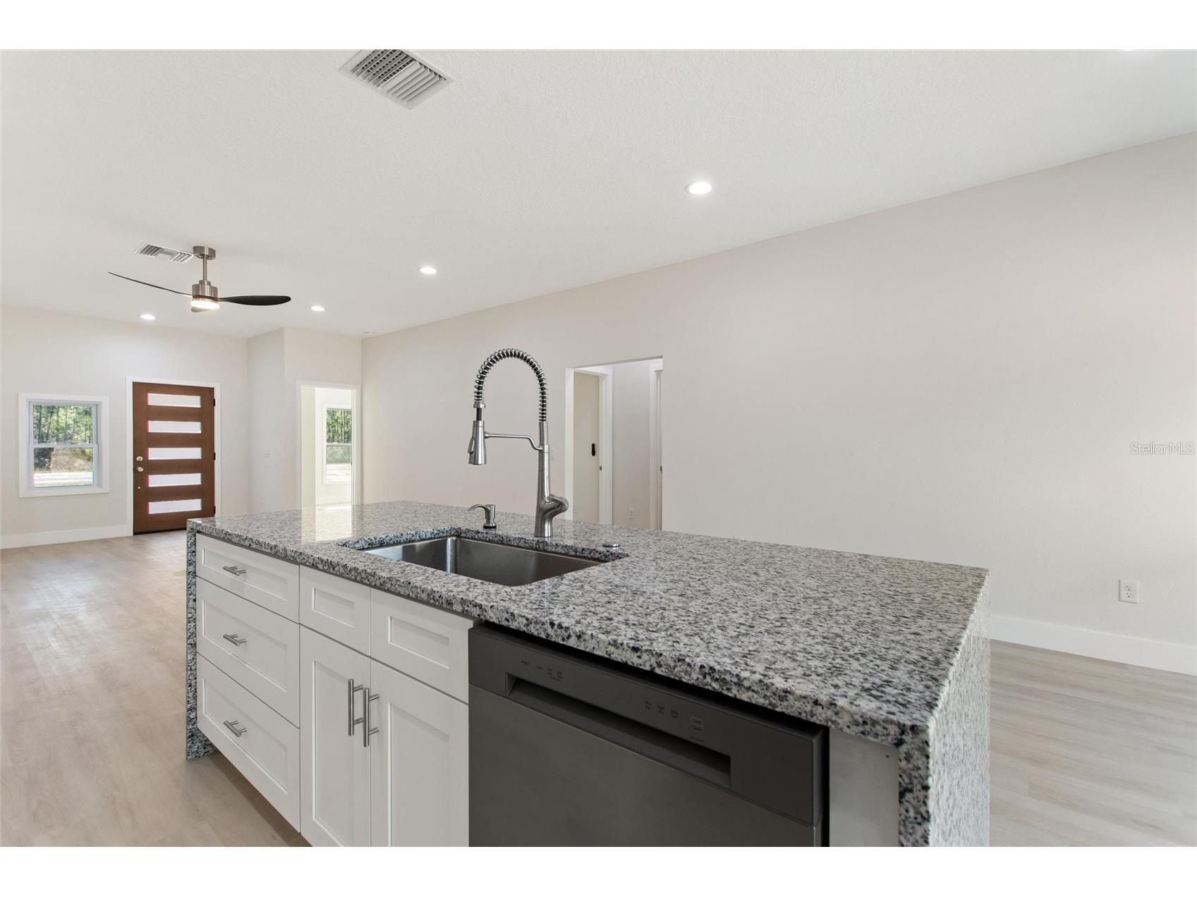 3770 Japonica Avenue Indian Lake Estates FL 33855 - LAKE WALK IN WATER P4938054 image9