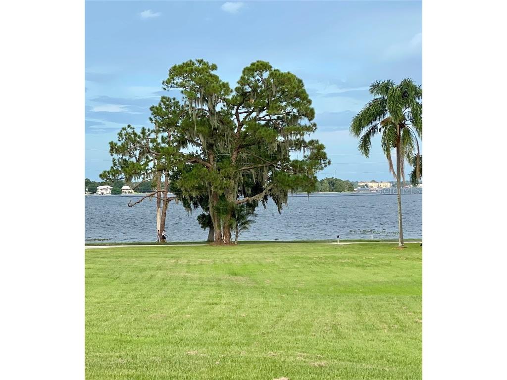 3770 and 3780 Lakeview Drive Sebring FL 33870 - LAKE JACKSON O6046127 image1