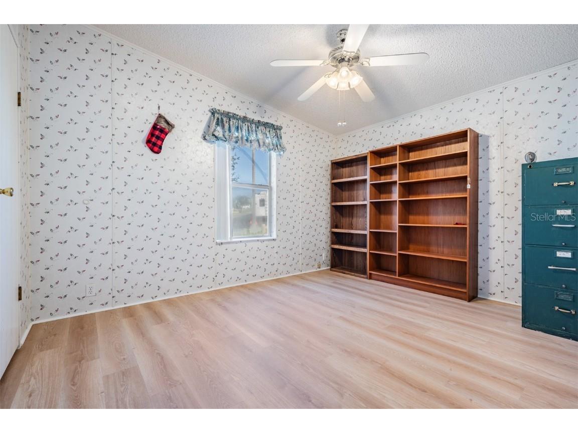 37700 Neukom Avenue Zephyrhills FL 33541 T3543969 image25