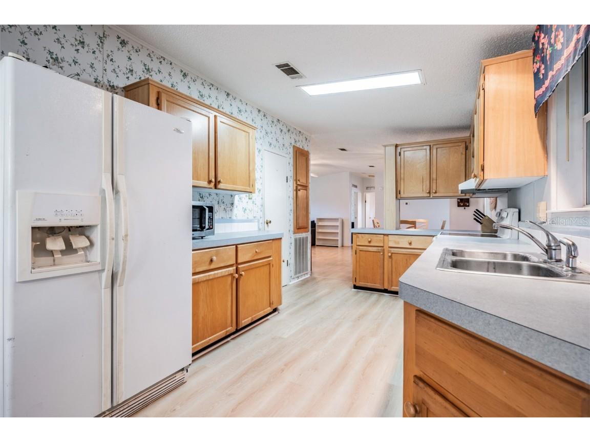 37700 Neukom Avenue Zephyrhills FL 33541 T3543969 image4