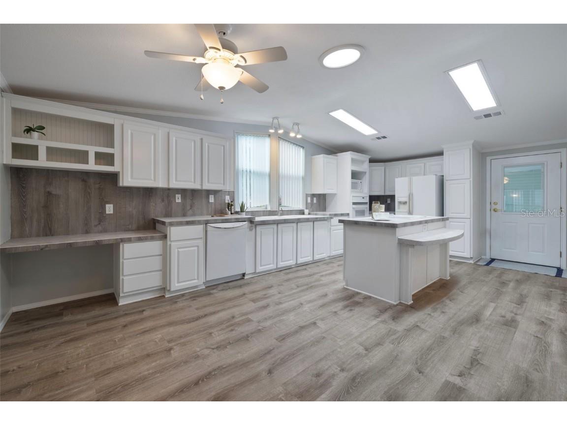 37729 Neukom Avenue Zephyrhills FL 33541 TB8404734 image6