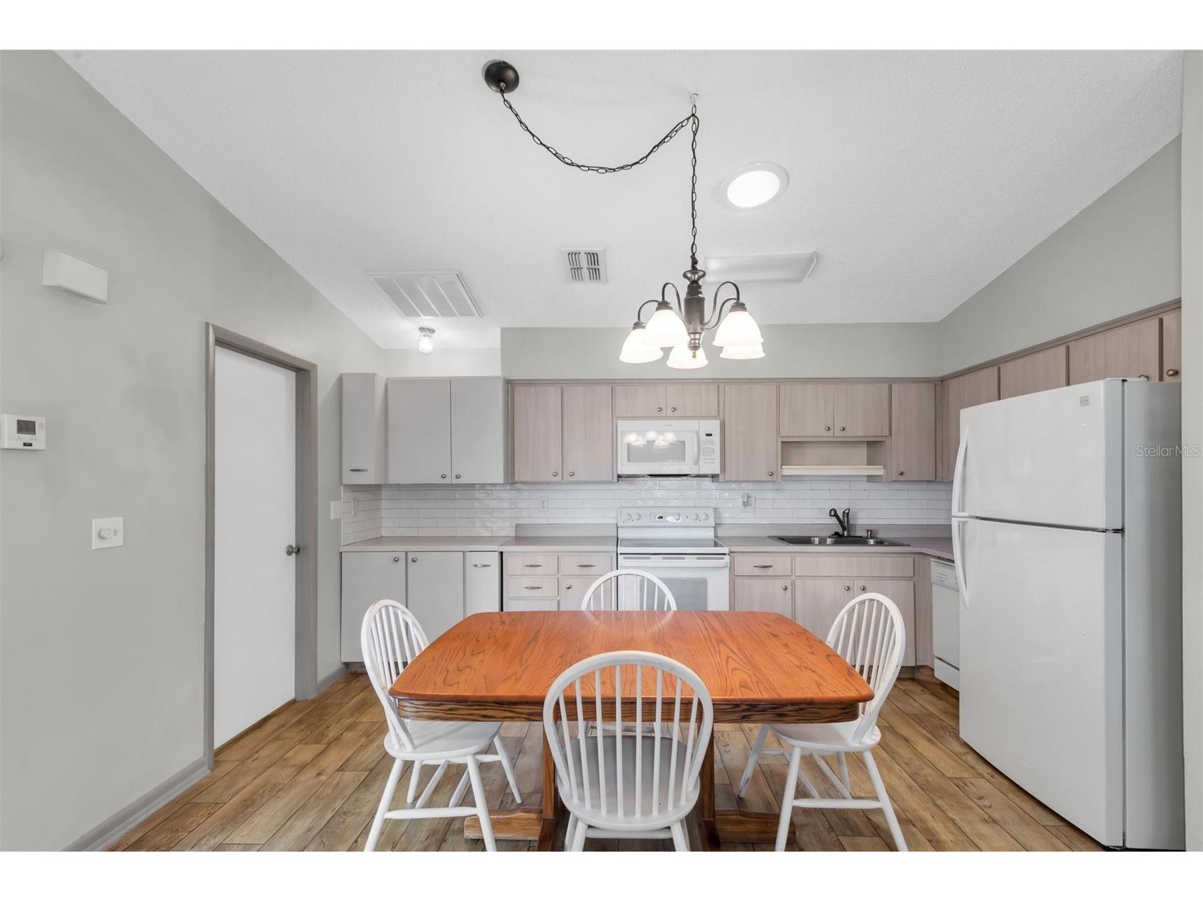 37730 Alissa Drive Zephyrhills FL 33542 W7884694 image6