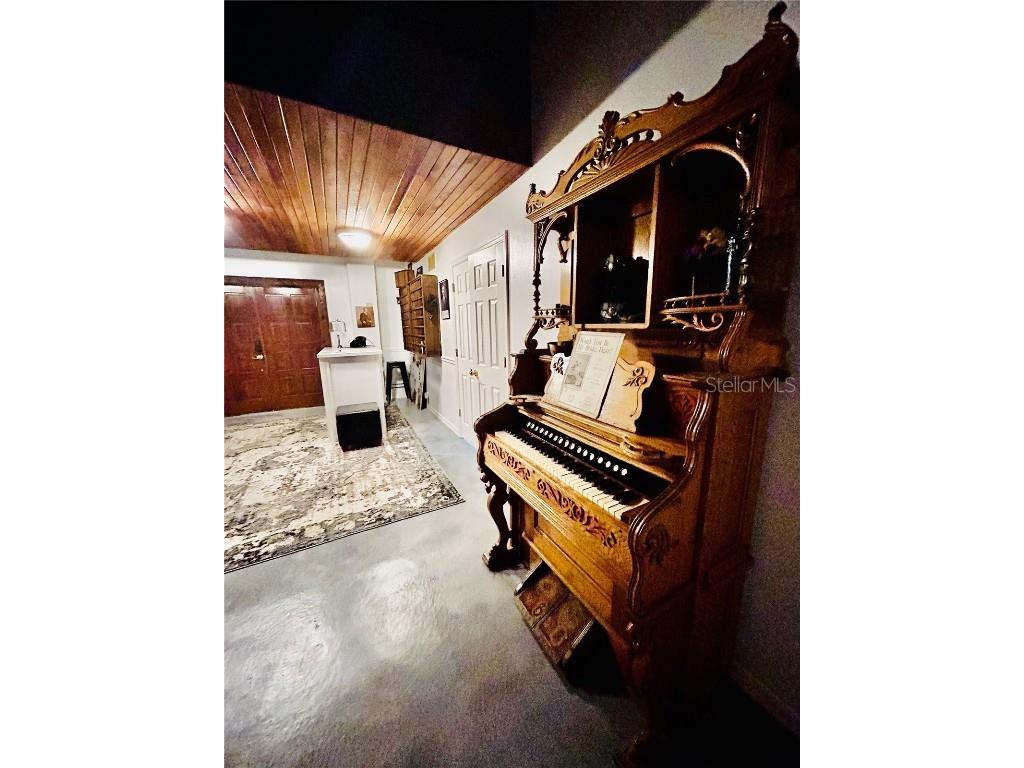 37731 Robinson Avenue Dade City FL 33523 TB8409895 image5